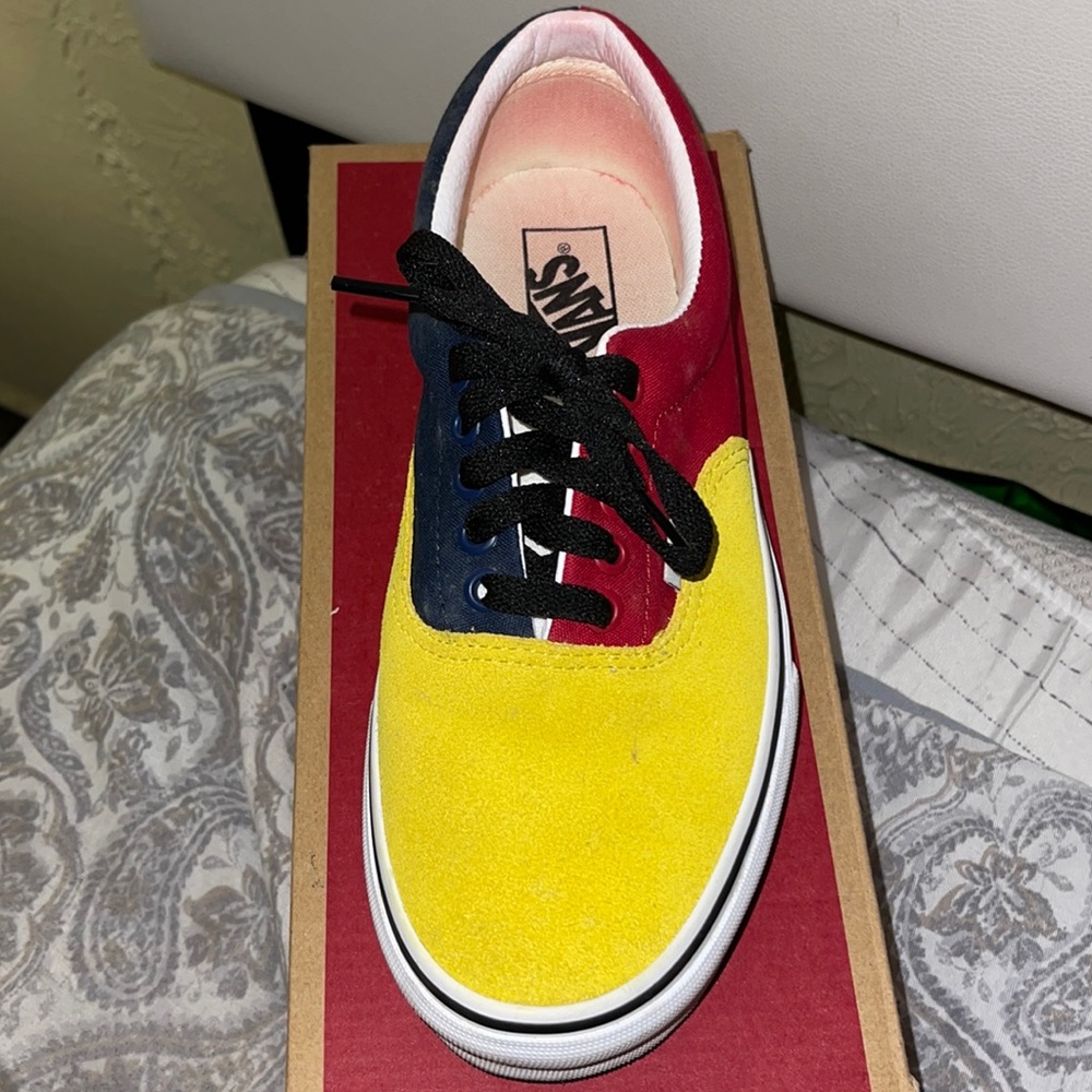 Vans sneakers size 7 in mens 8.5 womens